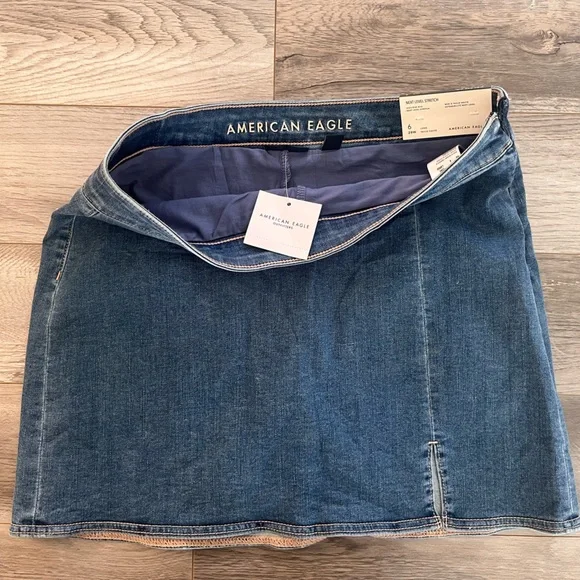 American Eagle | High Rise Mini - Picture 4 of 9